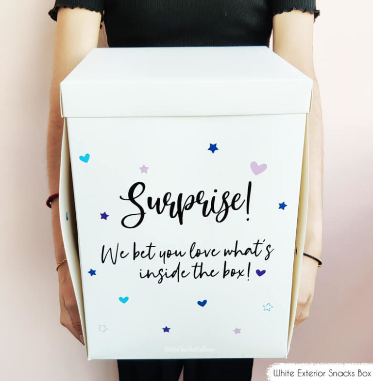 [Snacks Box] White Exterior Snacks Box with Photos and Lights