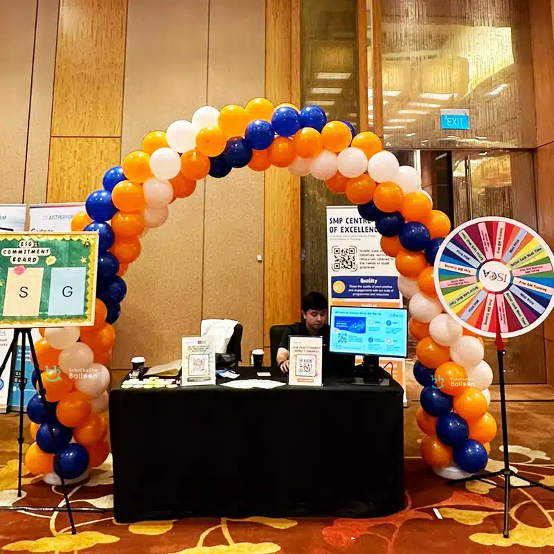 [Balloon Arch] Event Booth Spiral Color Setup