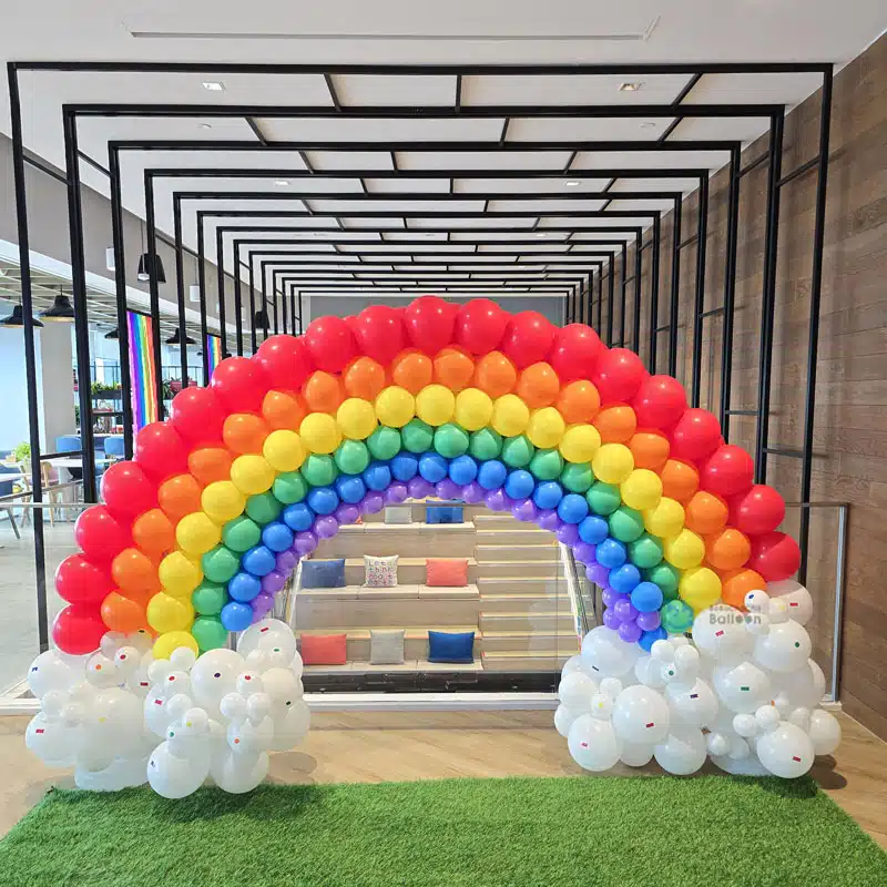 [Giant Balloon Arch] Over the Rainbow Theme