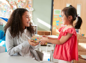 5 Heartfelt And Meaningful Teacher's Day Gift Ideas