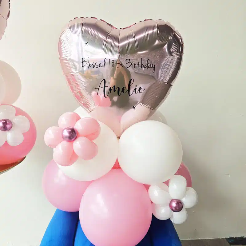 [18inch Personalised Table Stand] - Heart Foil Balloon with Daisies