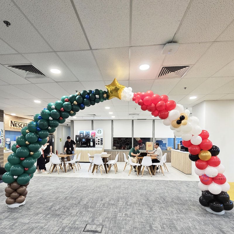 [Balloon Arch] Christmas Theme - Jolly Santa & Xmas Tree